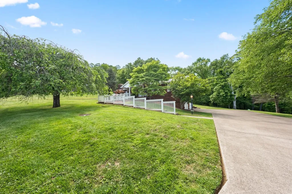 2902 Camellia Drive Flatwoods KY 41139