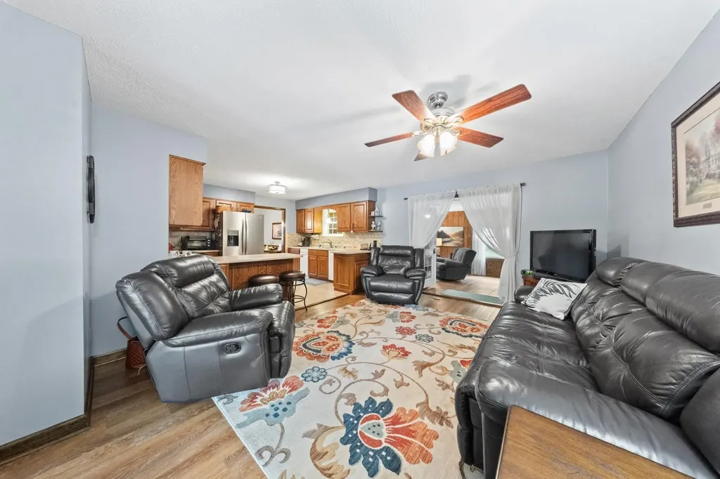 2902 Camellia Drive Flatwoods KY 41139