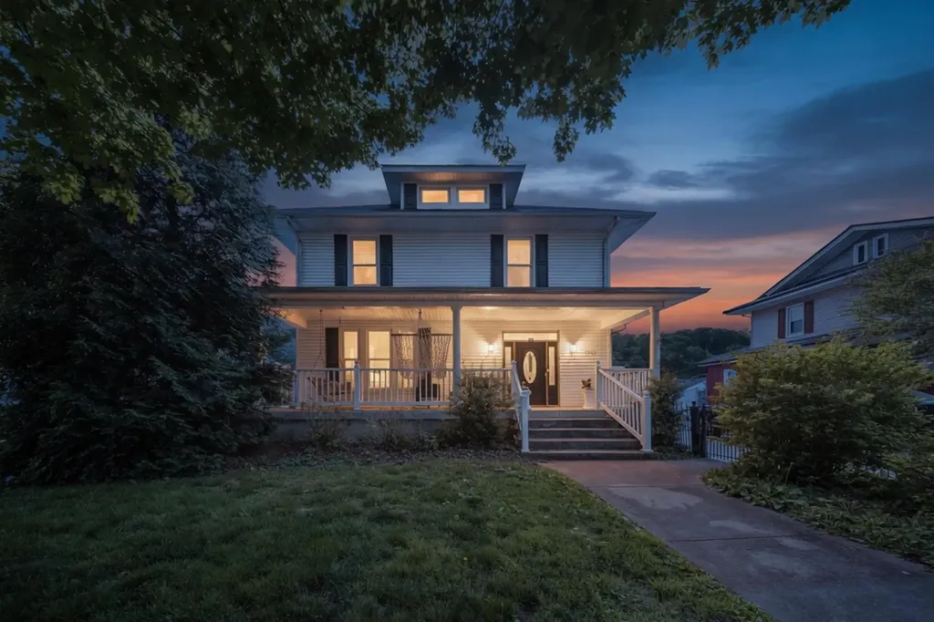 201 Riverside Drive Russell KY 41169