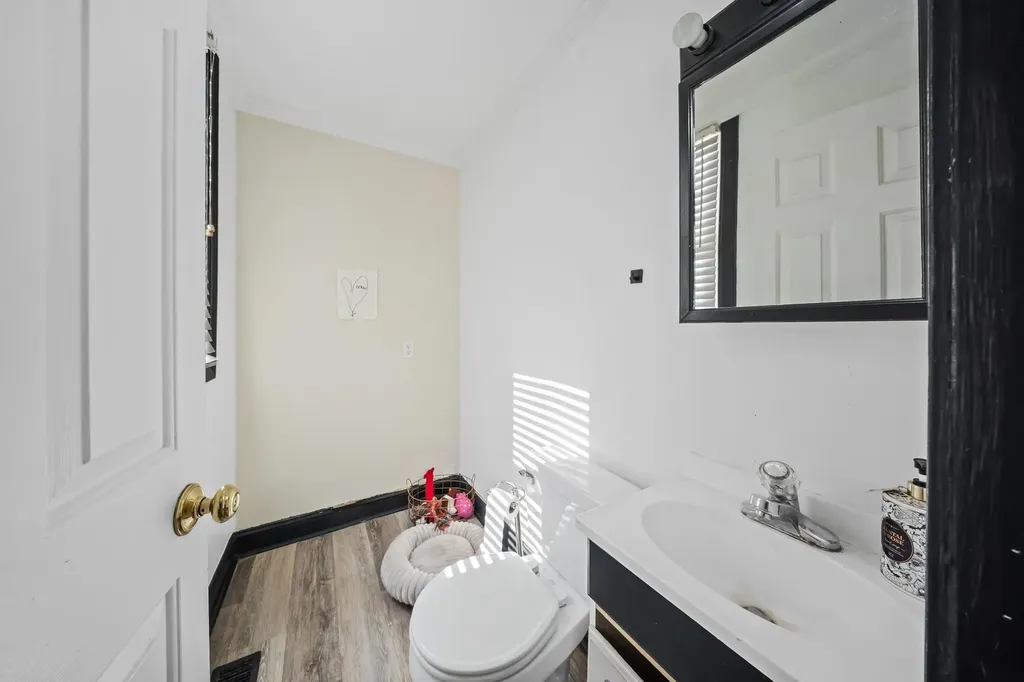 201 Riverside Drive Russell KY 41169
