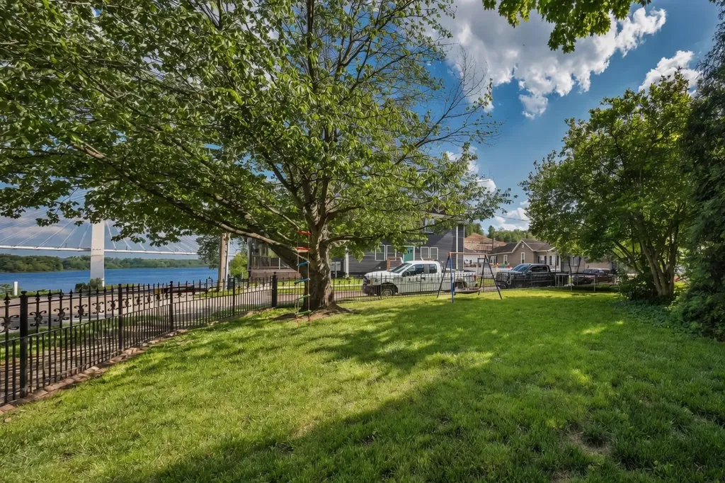 201 Riverside Drive Russell KY 41169