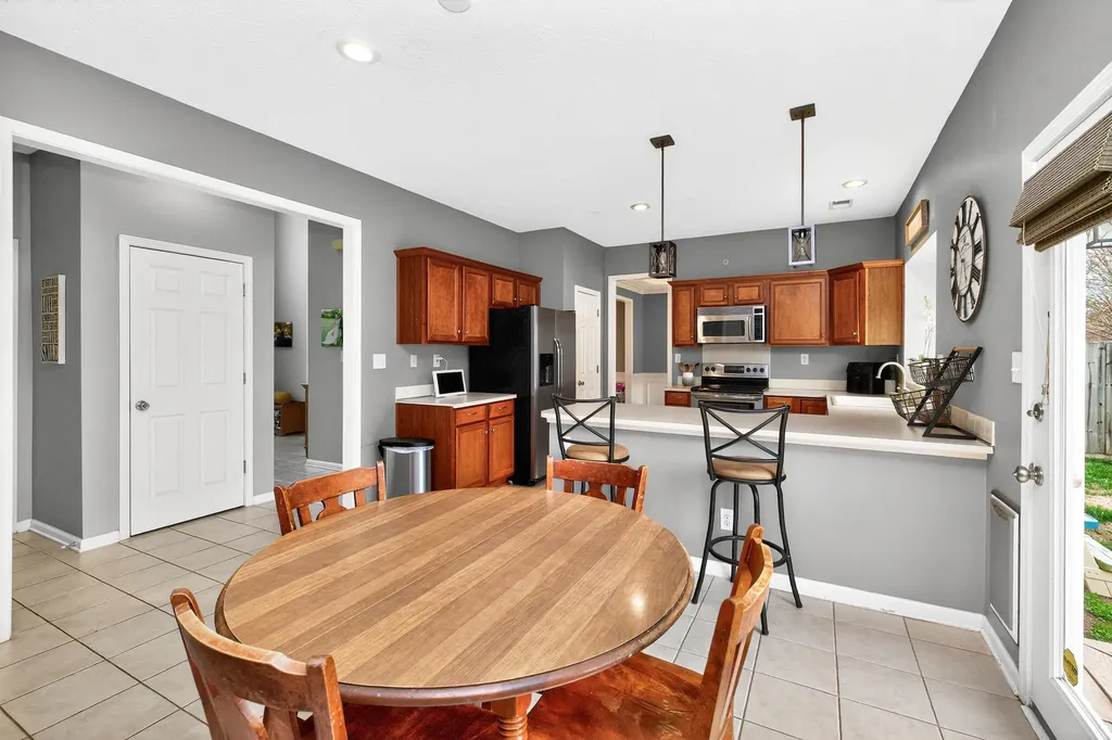 4095 Elora Lane Lexington KY 40515