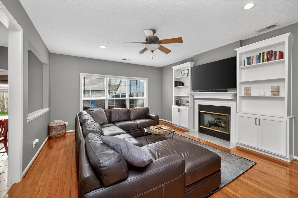 4095 Elora Lane Lexington KY 40515
