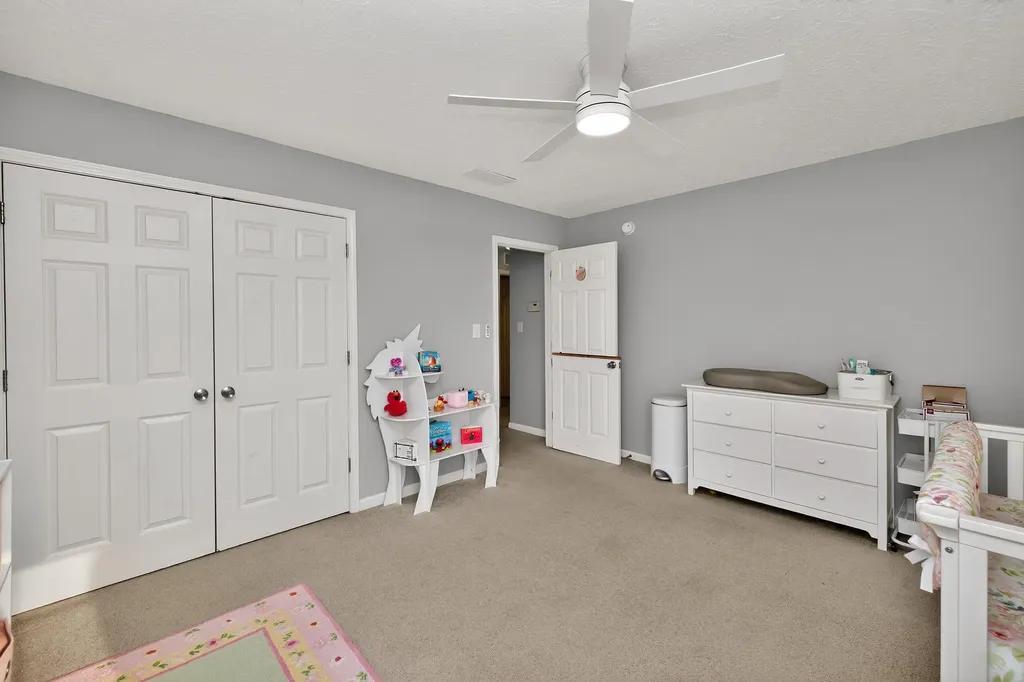 4095 Elora Lane Lexington KY 40515