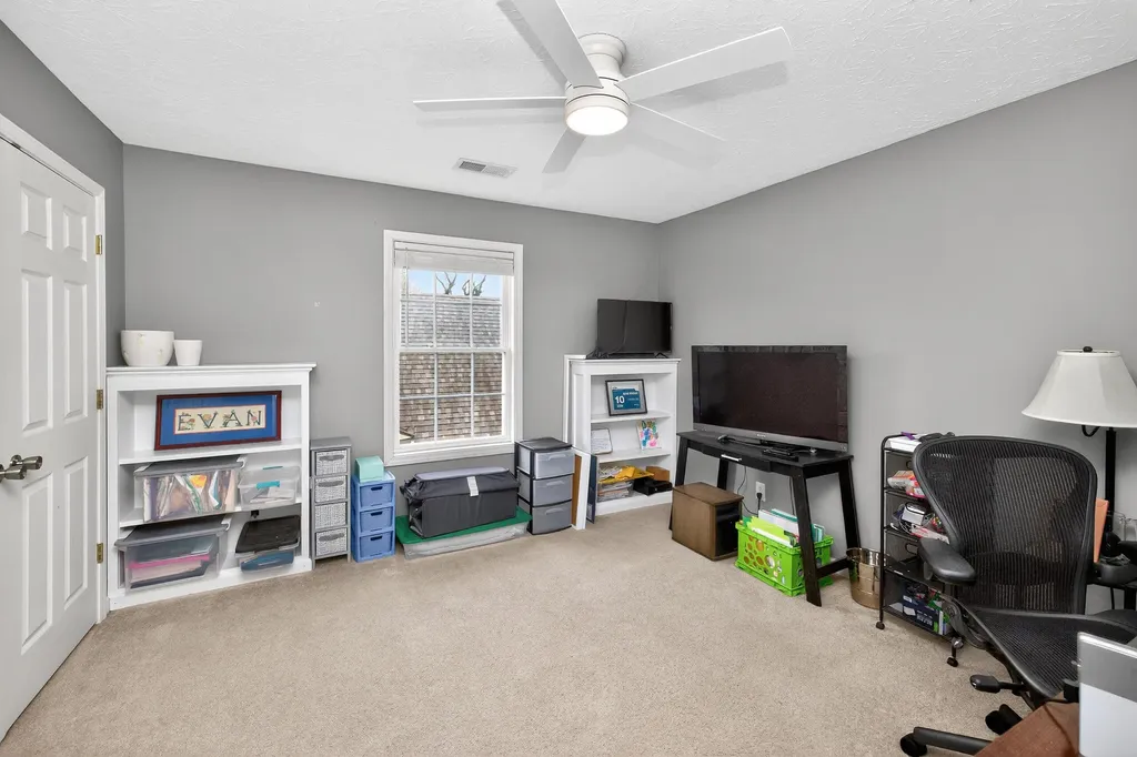 4095 Elora Lane Lexington KY 40515
