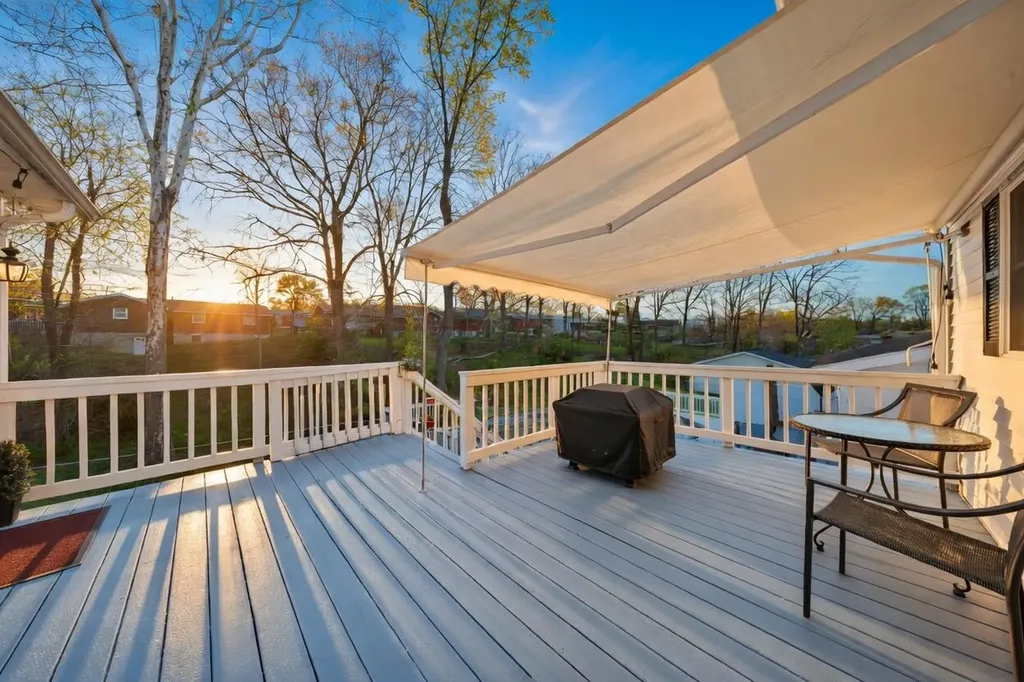 932 Mary Sue Drive Flatwoods KY 41139