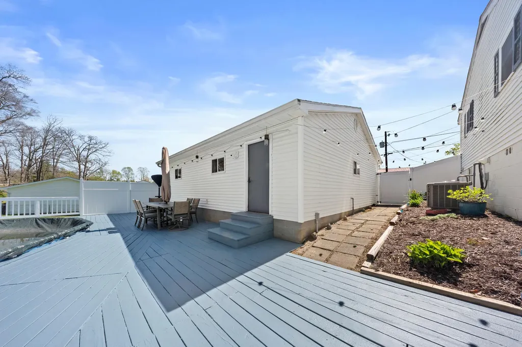 932 Mary Sue Drive Flatwoods KY 41139