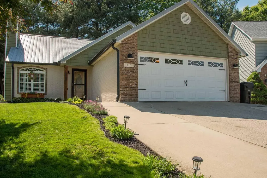 213 Horseshoe Court Frankfort KY 40601