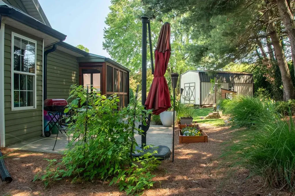 213 Horseshoe Court Frankfort KY 40601