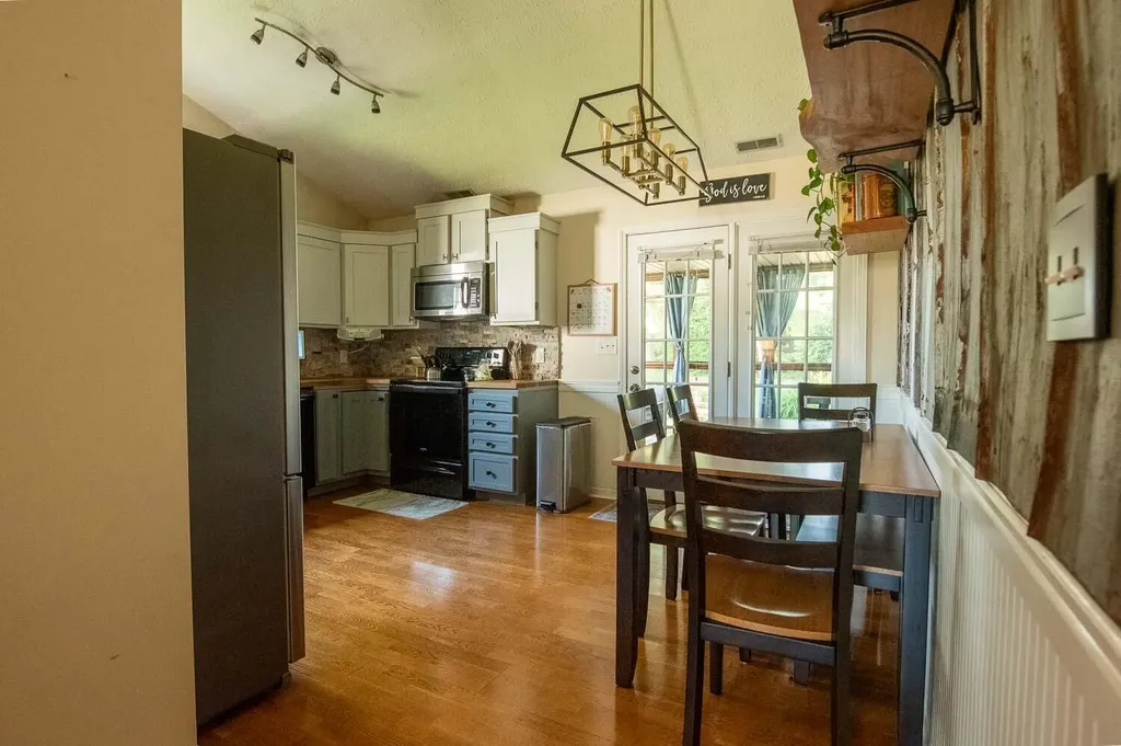 213 Horseshoe Court Frankfort KY 40601