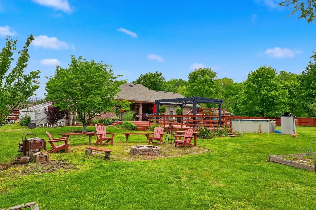 156 Callies Way Berea KY 40403
