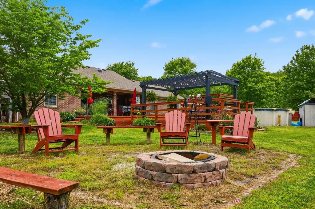 156 Callies Way Berea KY 40403