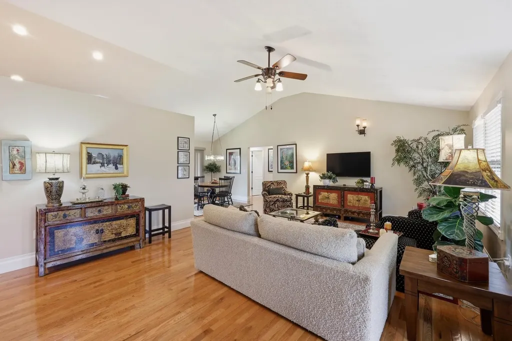 156 Callies Way Berea KY 40403