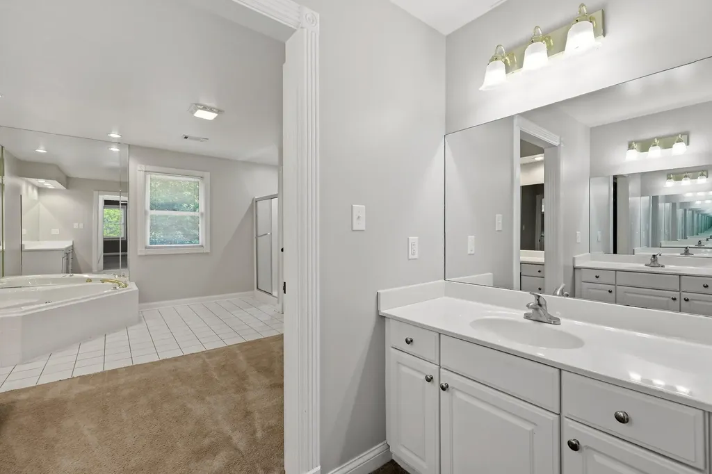 1112 Valley Run Drive Richmond KY 40475