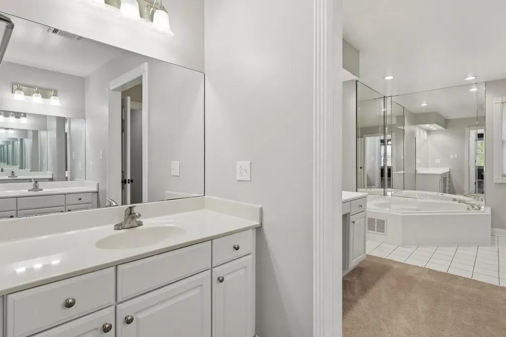 1112 Valley Run Drive Richmond KY 40475