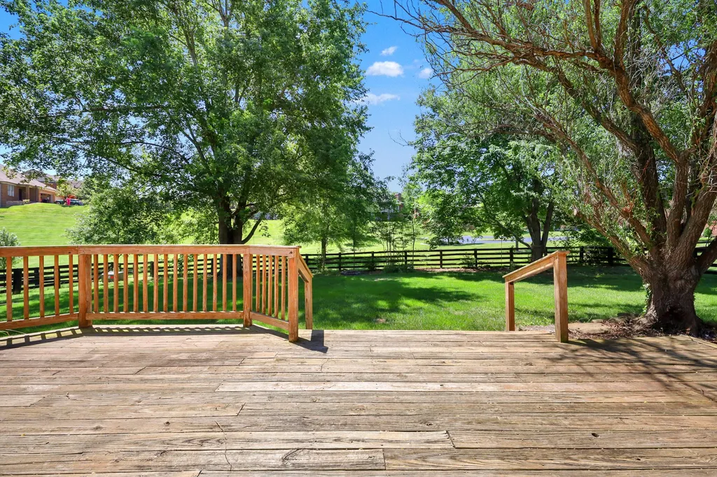 1112 Valley Run Drive Richmond KY 40475
