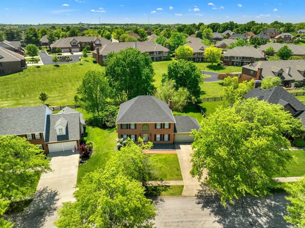 1112 Valley Run Drive Richmond KY 40475
