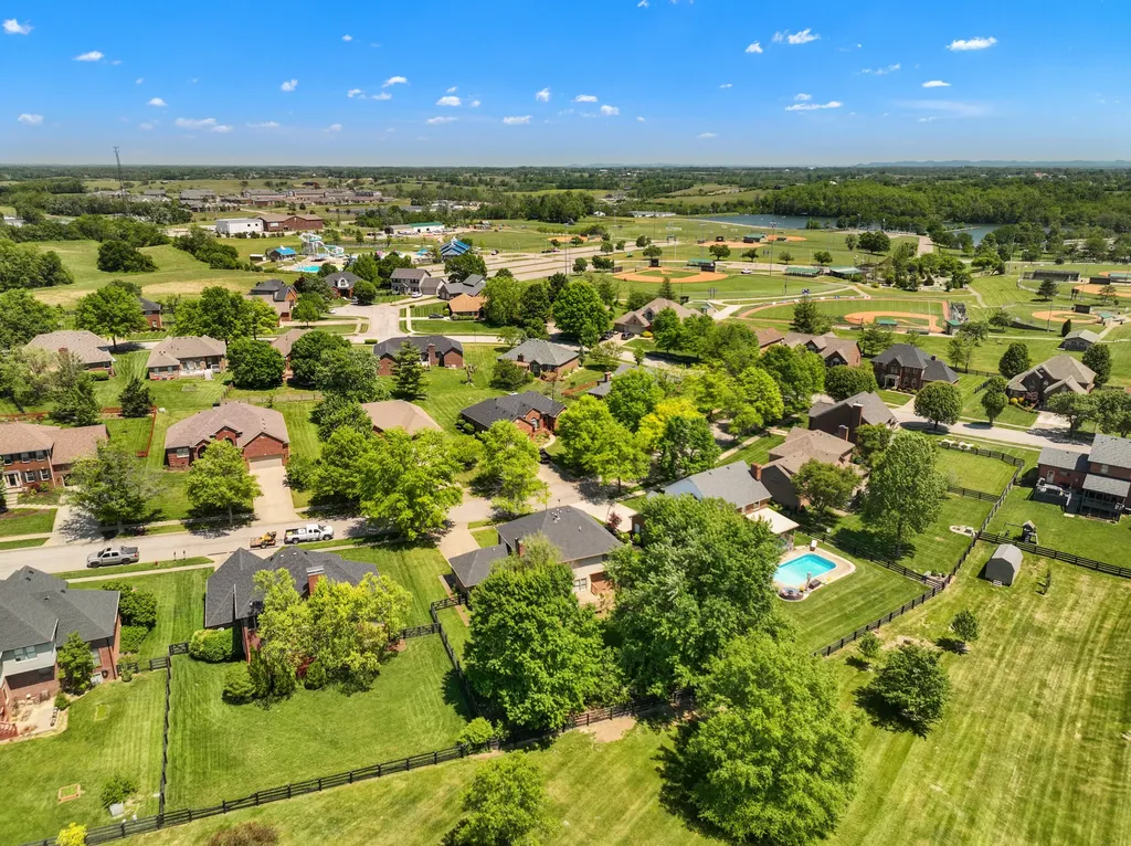 1112 Valley Run Drive Richmond KY 40475