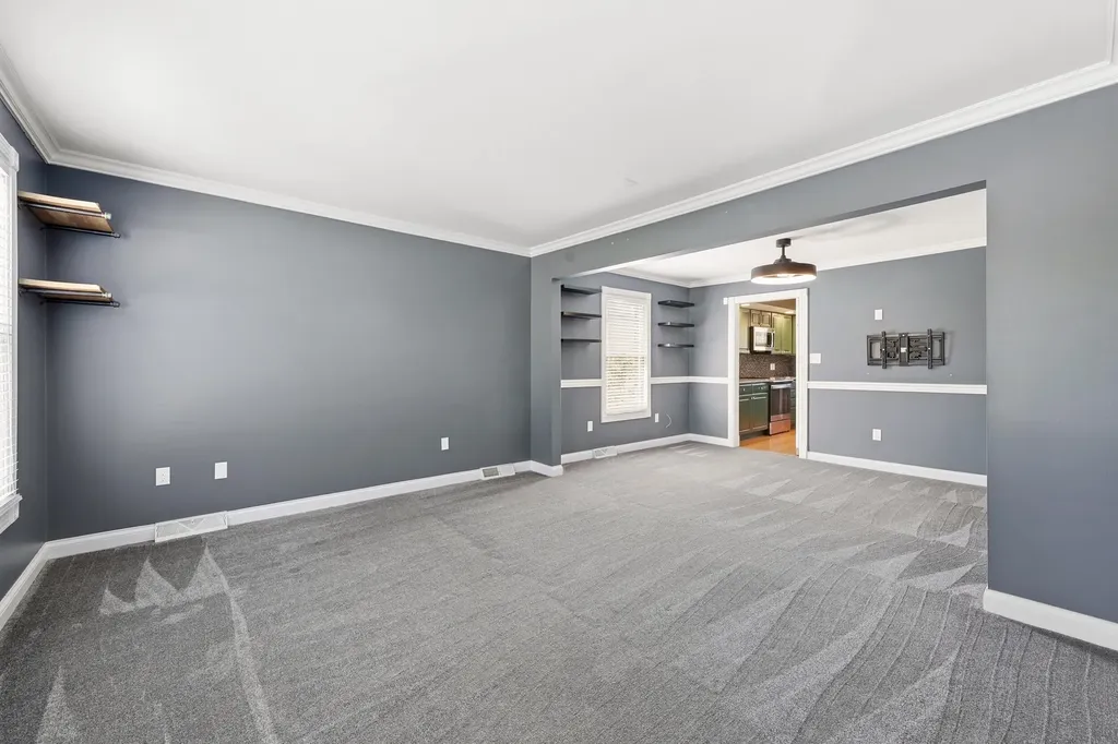 1112 Valley Run Drive Richmond KY 40475