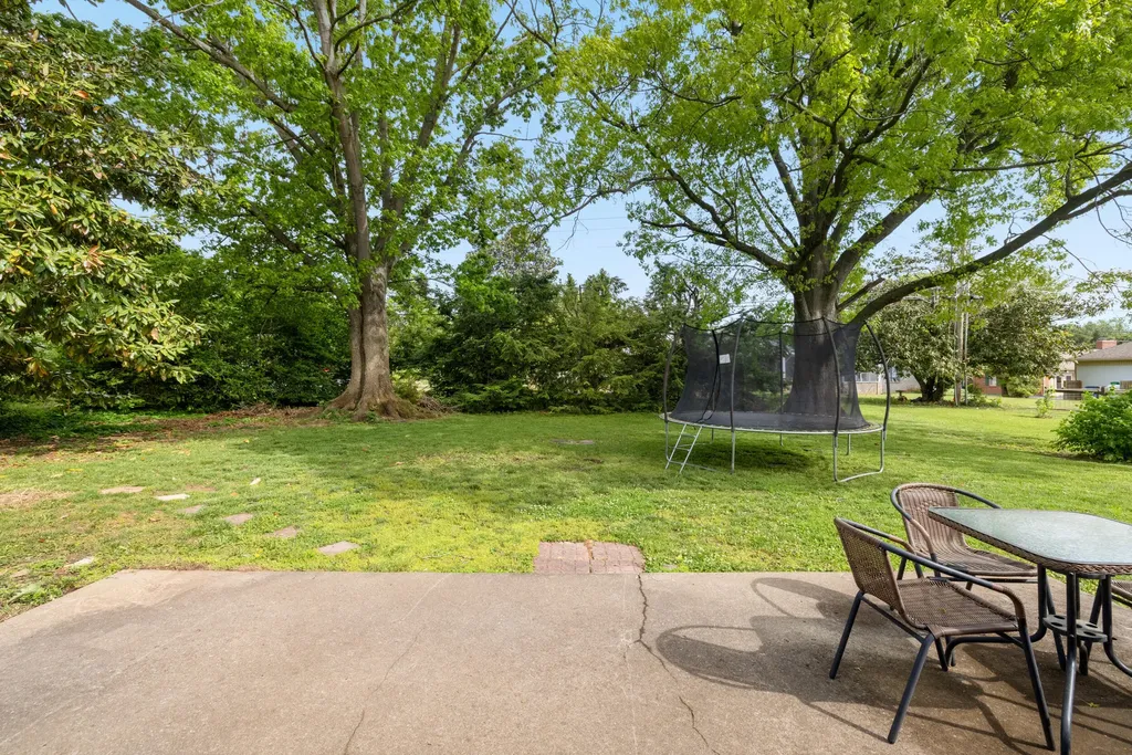 2057 Cardinal Drive Danville KY 40422