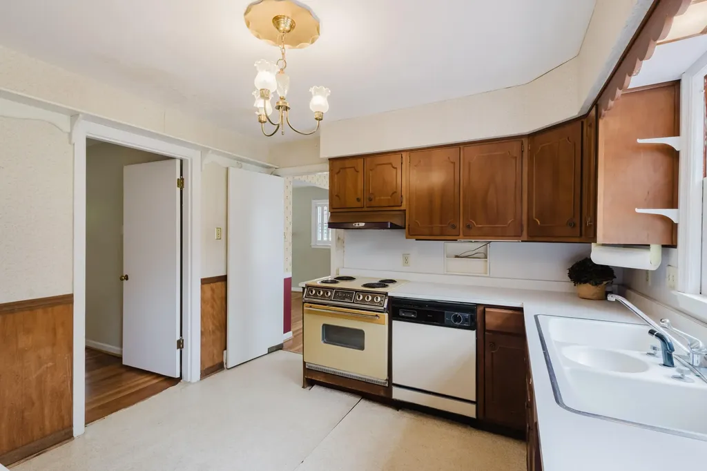 620 Chinoe Road Lexington KY 40502