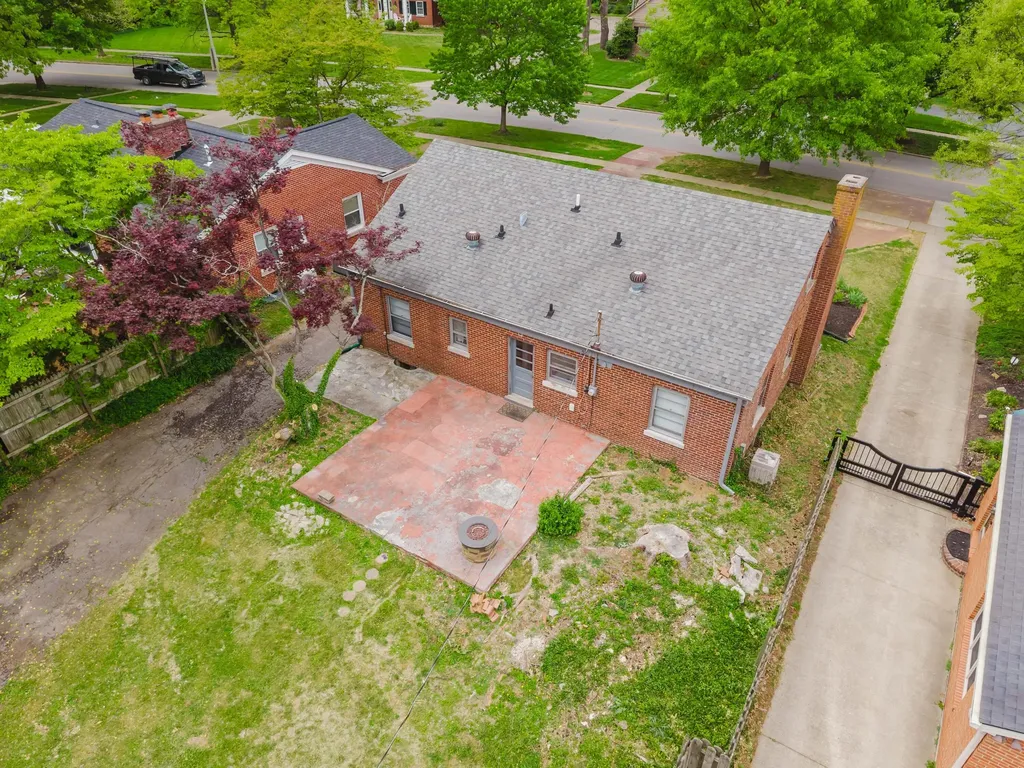 620 Chinoe Road Lexington KY 40502