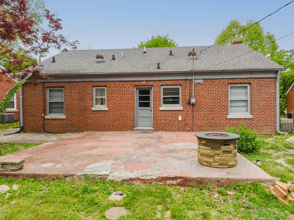 620 Chinoe Road Lexington KY 40502
