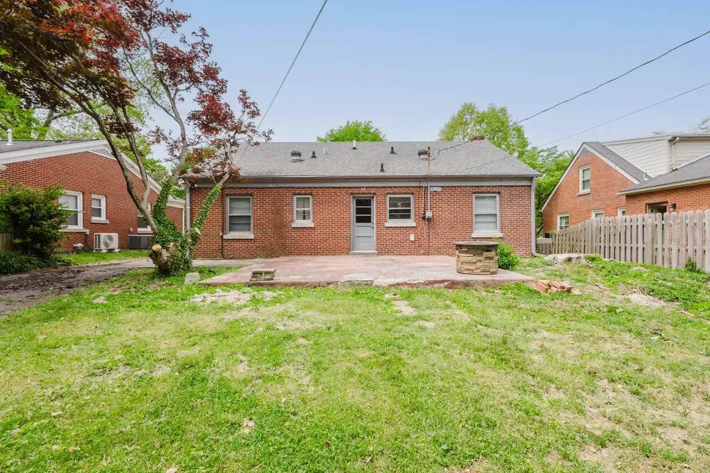 620 Chinoe Road Lexington KY 40502