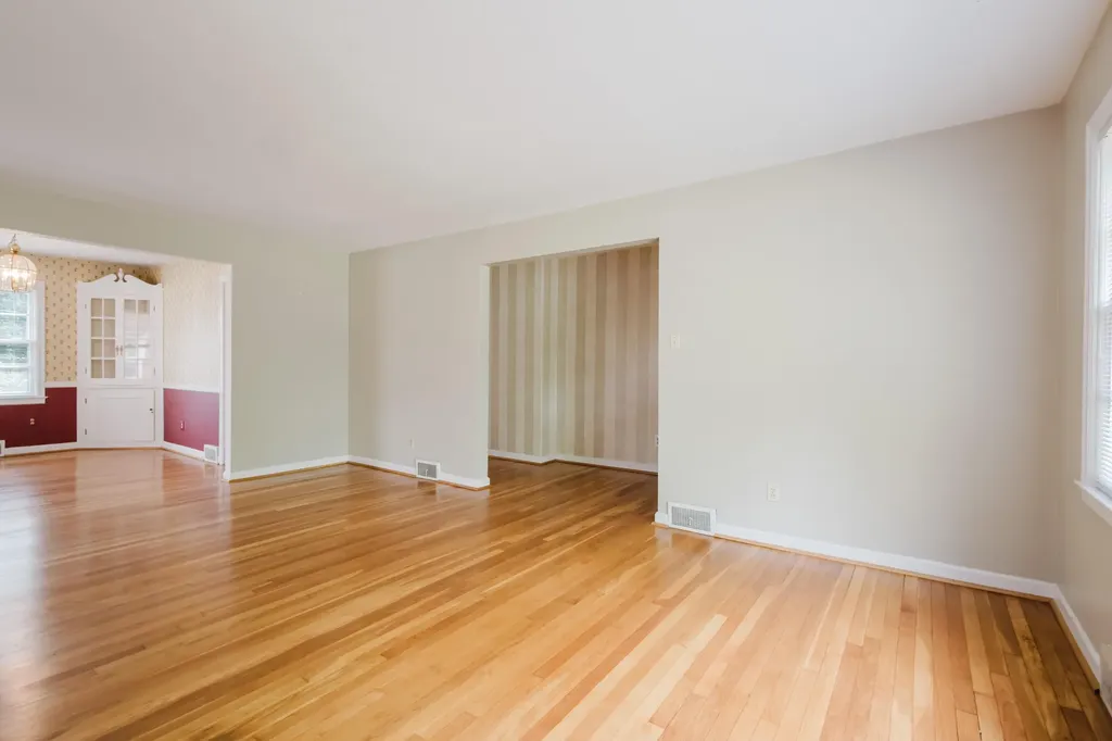 620 Chinoe Road Lexington KY 40502