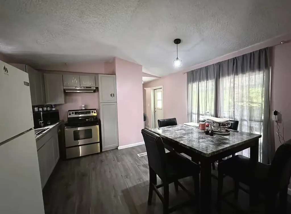 301 Lewis Avenue Liberty KY 42539