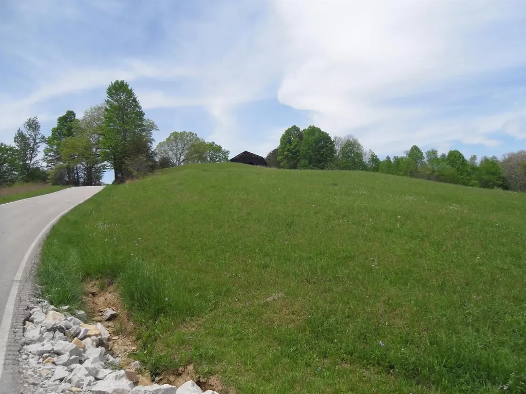 521 Artville Road Wellington KY 40387