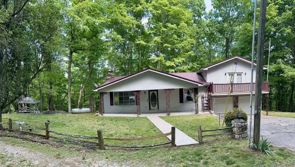 439 Eagles Bluff Road Monticello KY 42633