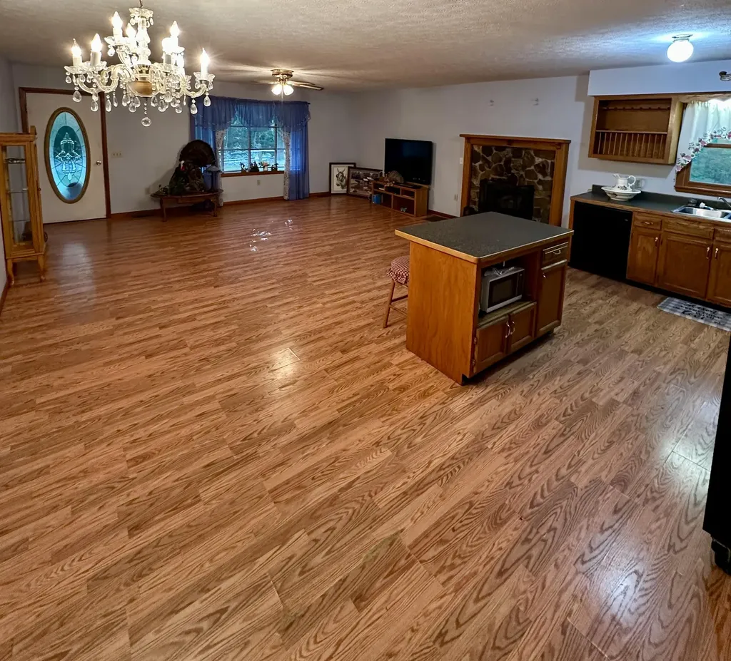 439 Eagles Bluff Road Monticello KY 42633