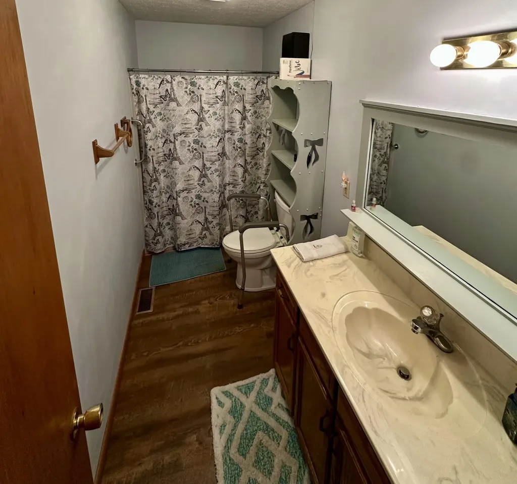 439 Eagles Bluff Road Monticello KY 42633