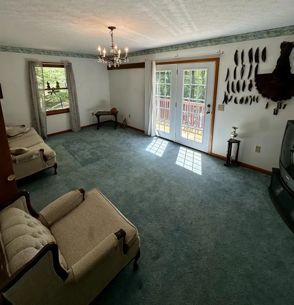 439 Eagles Bluff Road Monticello KY 42633