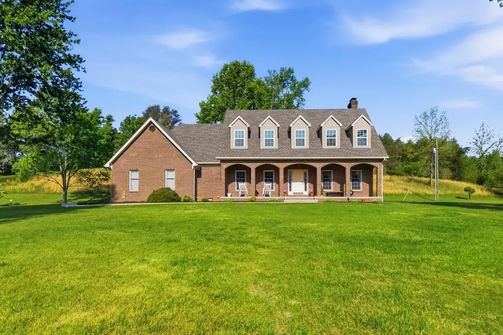 160 Tarter Street Somerset KY 42503