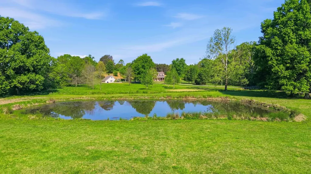 160 Tarter Street Somerset KY 42503