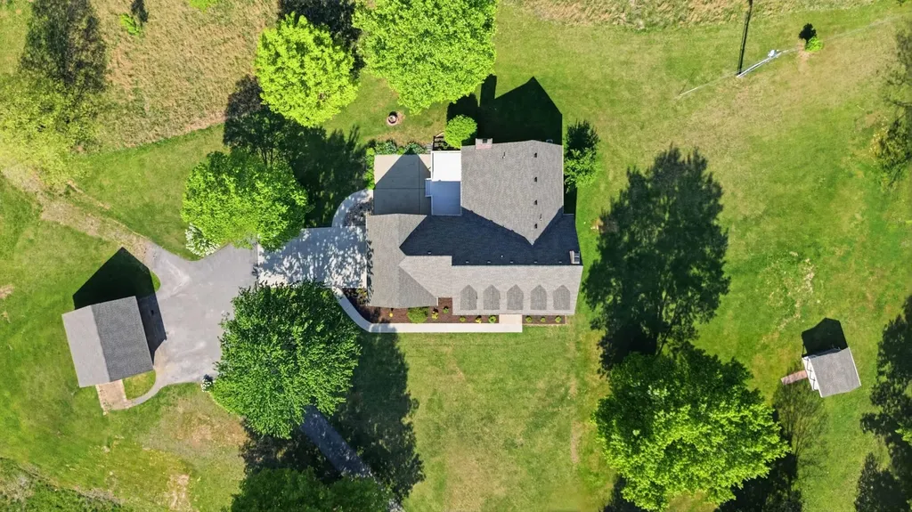 160 Tarter Street Somerset KY 42503