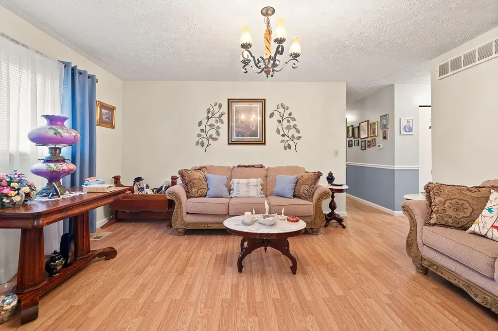 103 Mountain View Drive Berea KY 40403