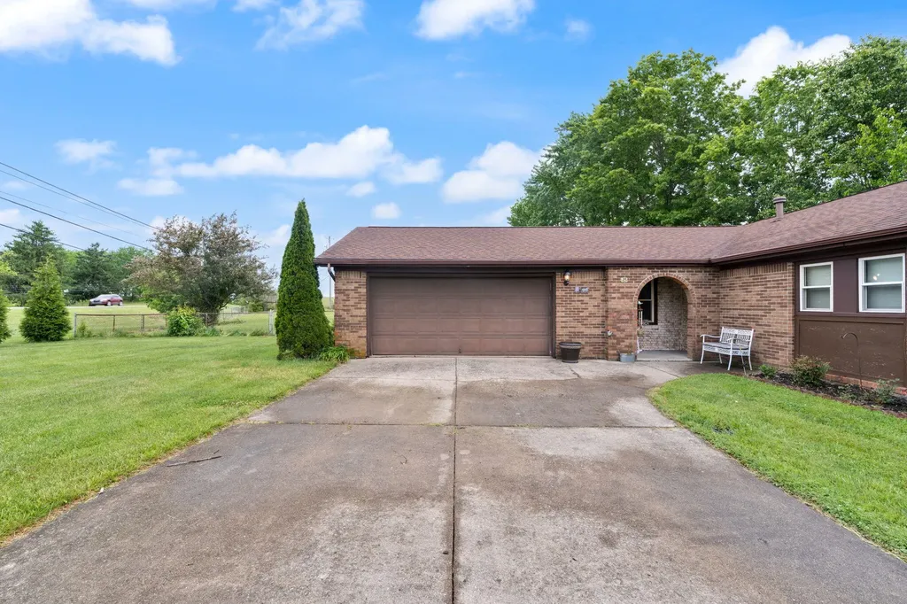 103 Mountain View Drive Berea KY 40403