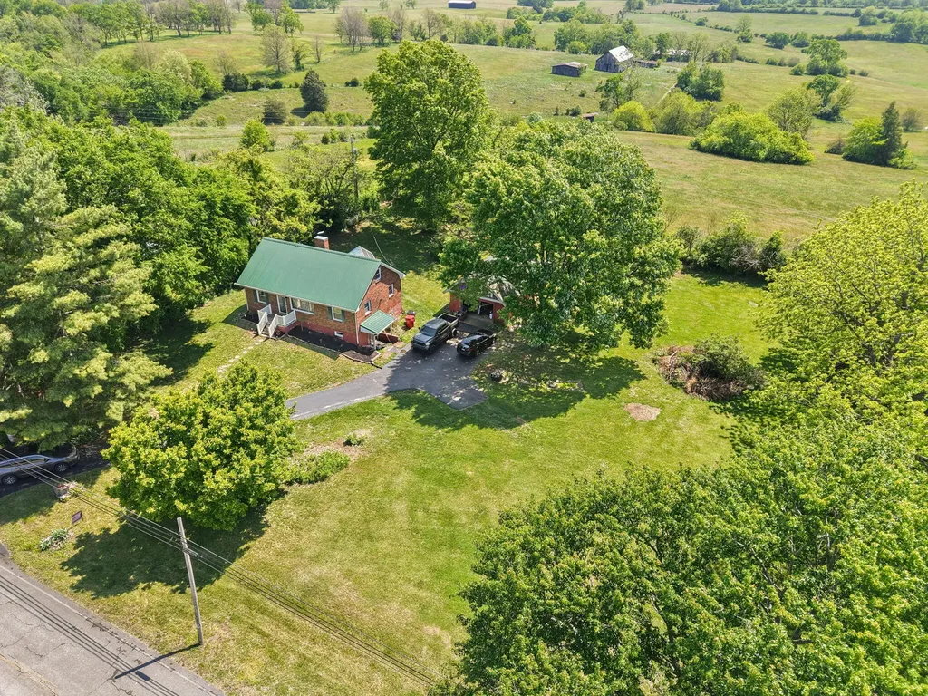 6708 Danville Loop 2 Road Nicholasville KY 40356