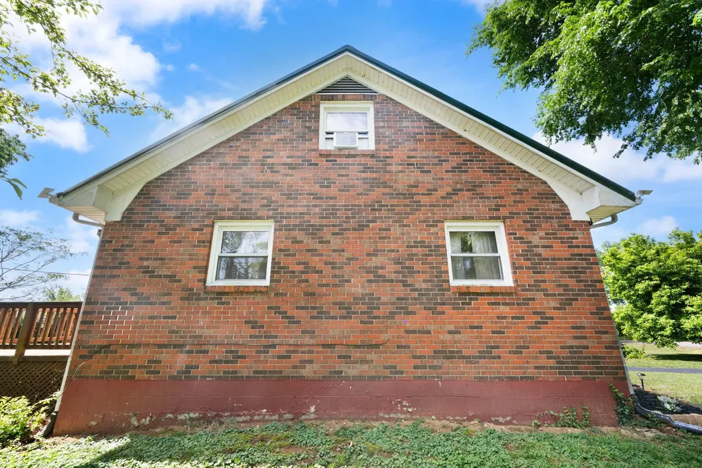 6708 Danville Loop 2 Road Nicholasville KY 40356