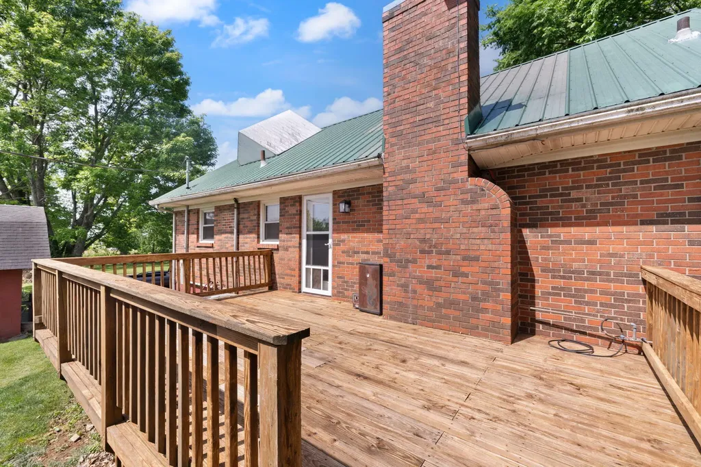 6708 Danville Loop 2 Road Nicholasville KY 40356