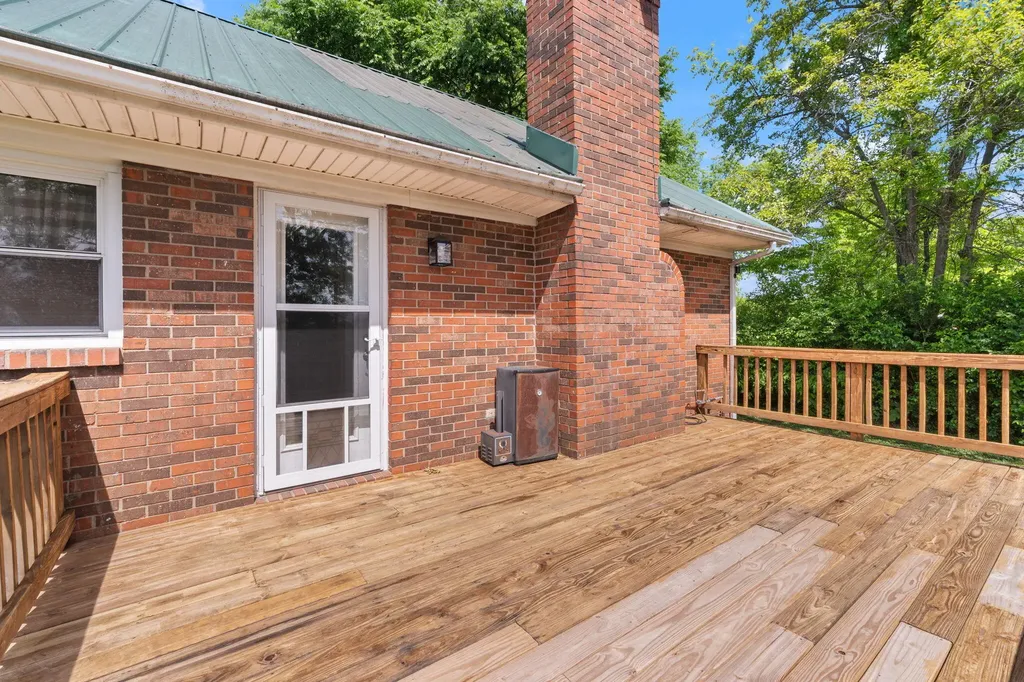 6708 Danville Loop 2 Road Nicholasville KY 40356