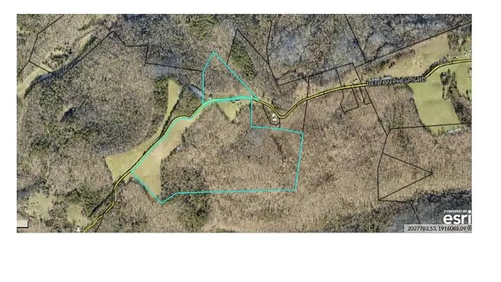 1645 Denton Phelps Road Somerset KY 42501