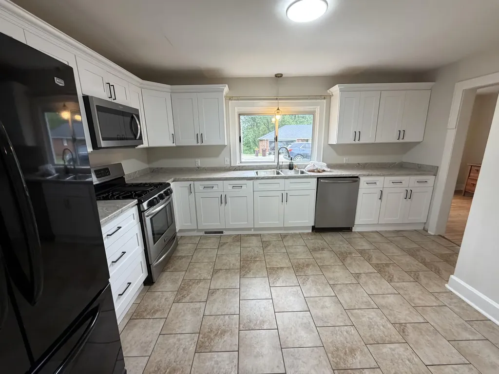 114 Beck Street Somerset KY 42501