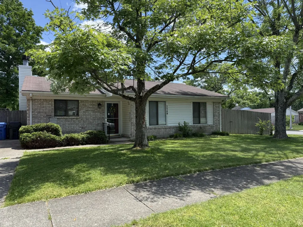 1549 Summa Meadow Drive Lexington KY 40515