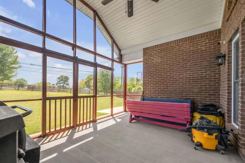 108 Dove Run Circle Georgetown KY 40324