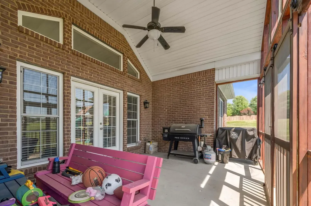 108 Dove Run Circle Georgetown KY 40324