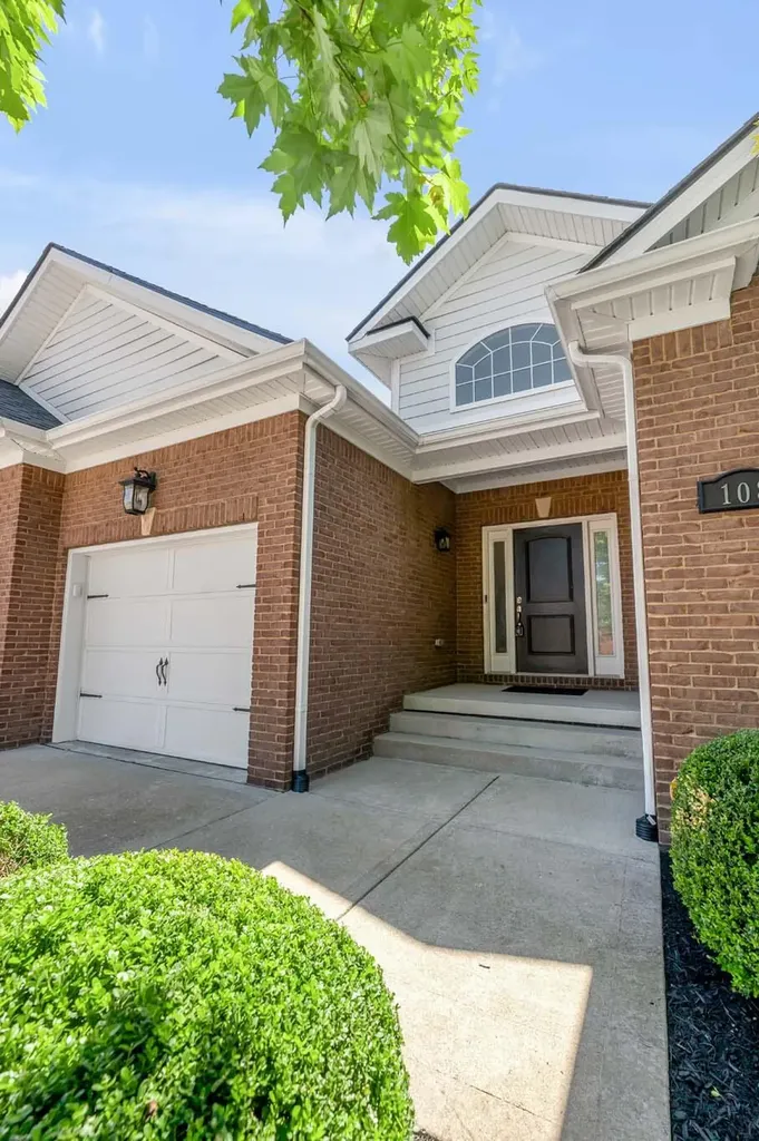 108 Dove Run Circle Georgetown KY 40324